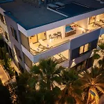 Paoma Penthouse With Jacuzzi Podstrana
