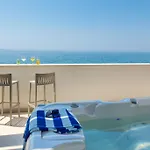 Paoma Penthouse With Jacuzzi Appartement *