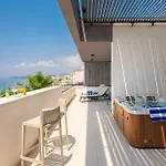 Appartement Paoma Penthouse With Jacuzzi Podstrana