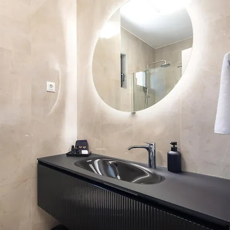 Paoma Luxury With Jacuzzi * Podstrana