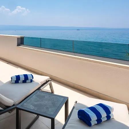 Paoma Penthouse With Jacuzzi Apartament