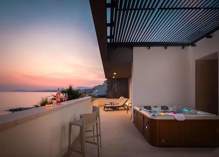 Paoma Penthouse With Jacuzzi Appartamento *